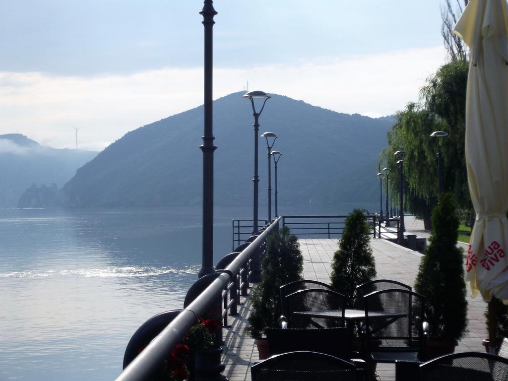 Zlatna Ribica Apartment โกลูบาค ภายนอก รูปภาพ