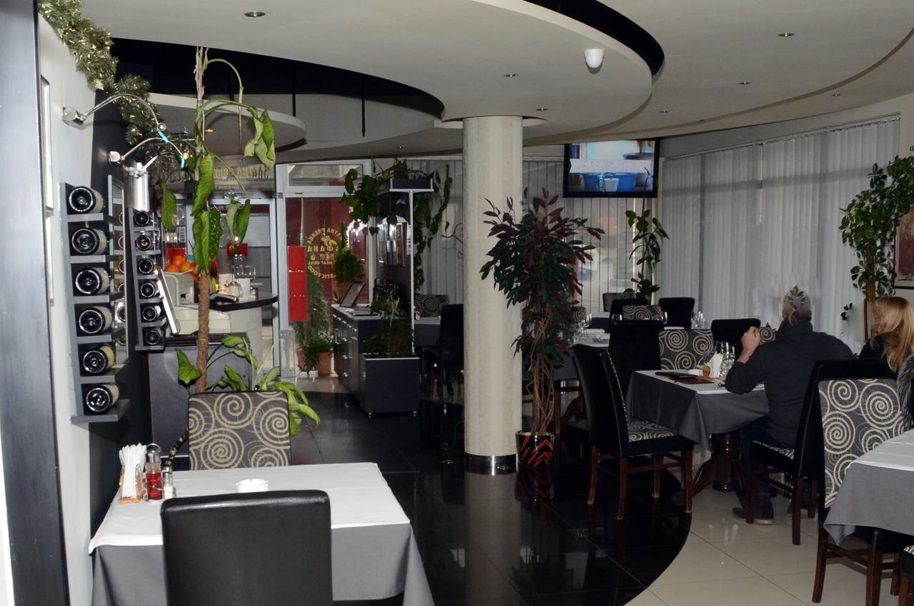 Zlatna Ribica Apartment โกลูบาค ภายนอก รูปภาพ